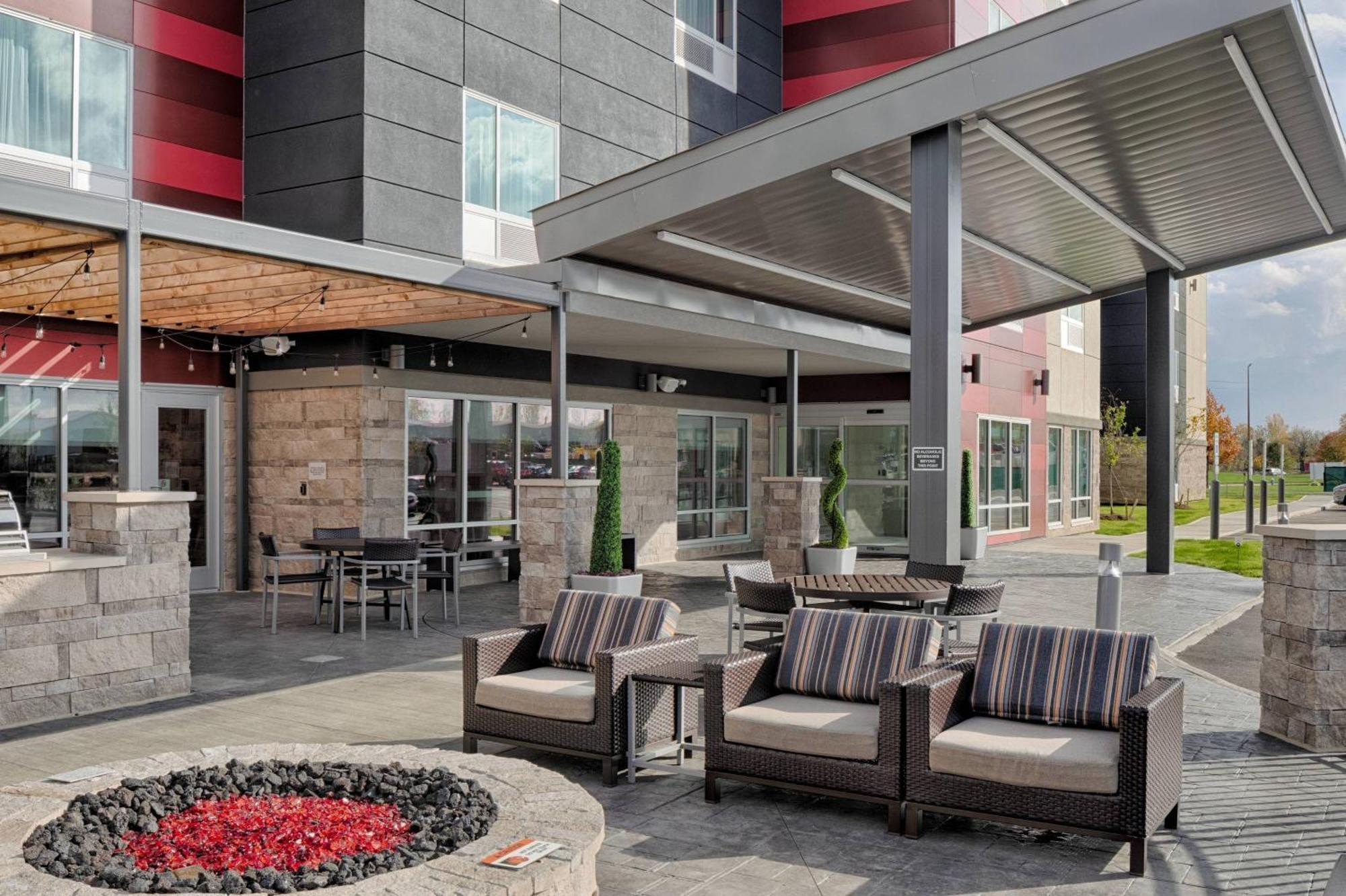 Towneplace Suites Columbus 希利亚德 外观 照片