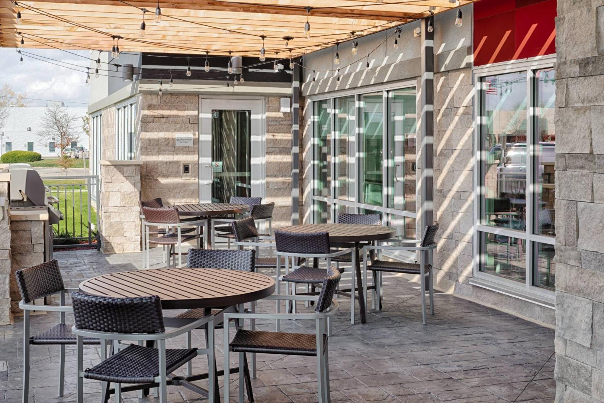 Towneplace Suites Columbus 希利亚德 外观 照片